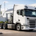 découvrez les normes euro 6 pour poids lourds, leurs exigences environnementales strictes et leur impact sur les émissions polluantes des camions.