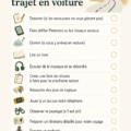 famille jouant à des jeux dans une voiture lors d'un long trajet