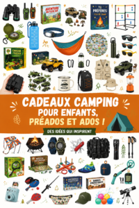 Un enfant souriant avec un sac de camping sur le dos lors d'une sortie en plein air.