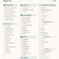 Illustration d'une checklist de voyage imprimable sur un bureau avec des valises en arrière-plan.