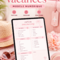 Modèle numérique de checklist de vacances sur un fond rose