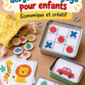 Des enfants heureux jouant à un jeu de voyage fabriqué à la main dans la voiture.